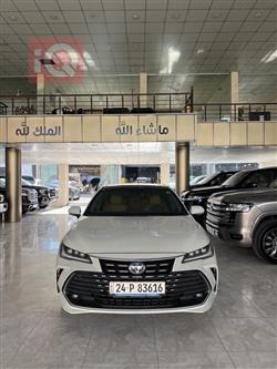 تويوتا أفالون